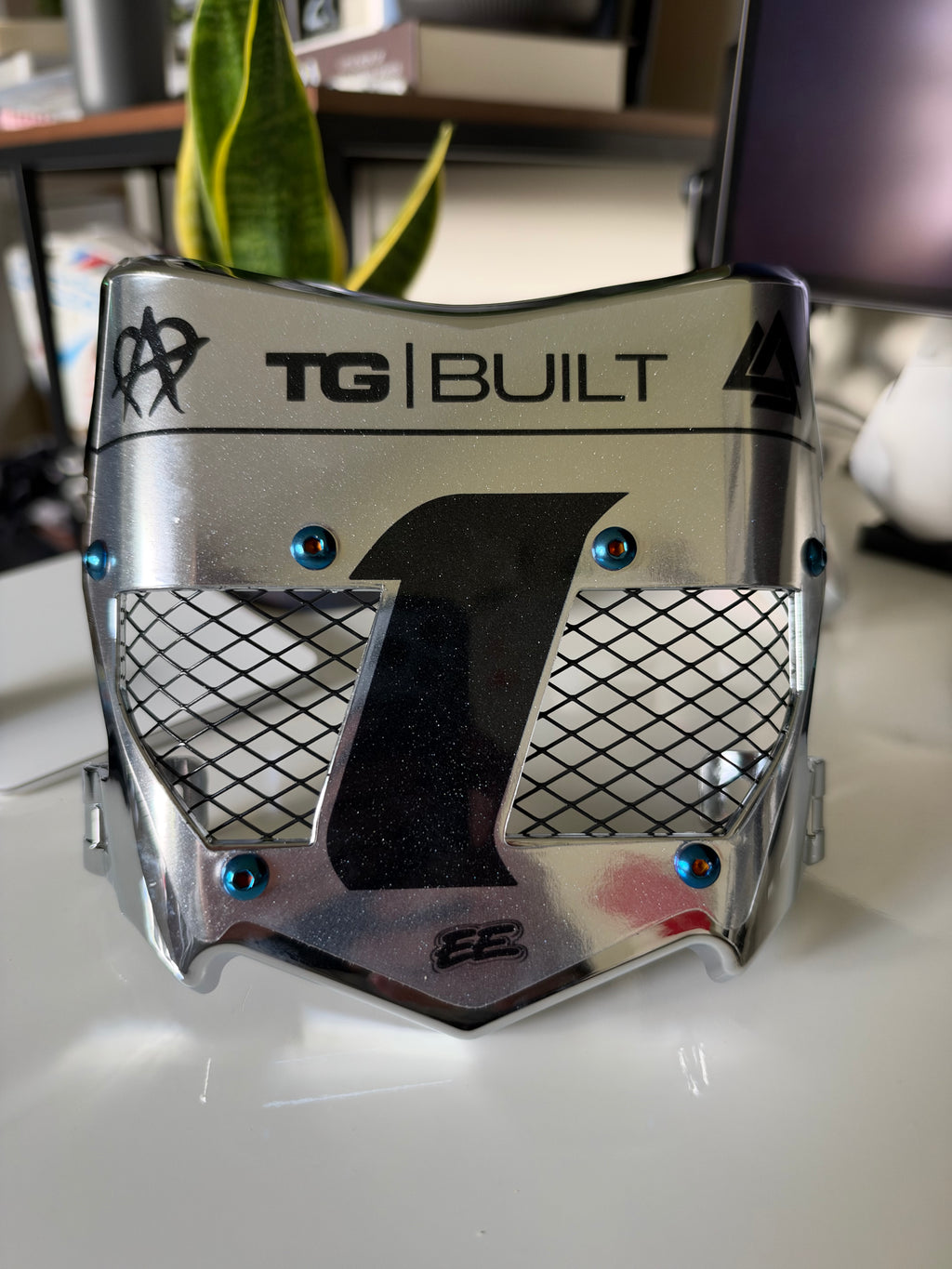 Vented Plates with Decal