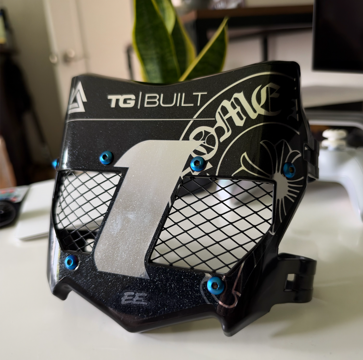 Vented Plates with Decal